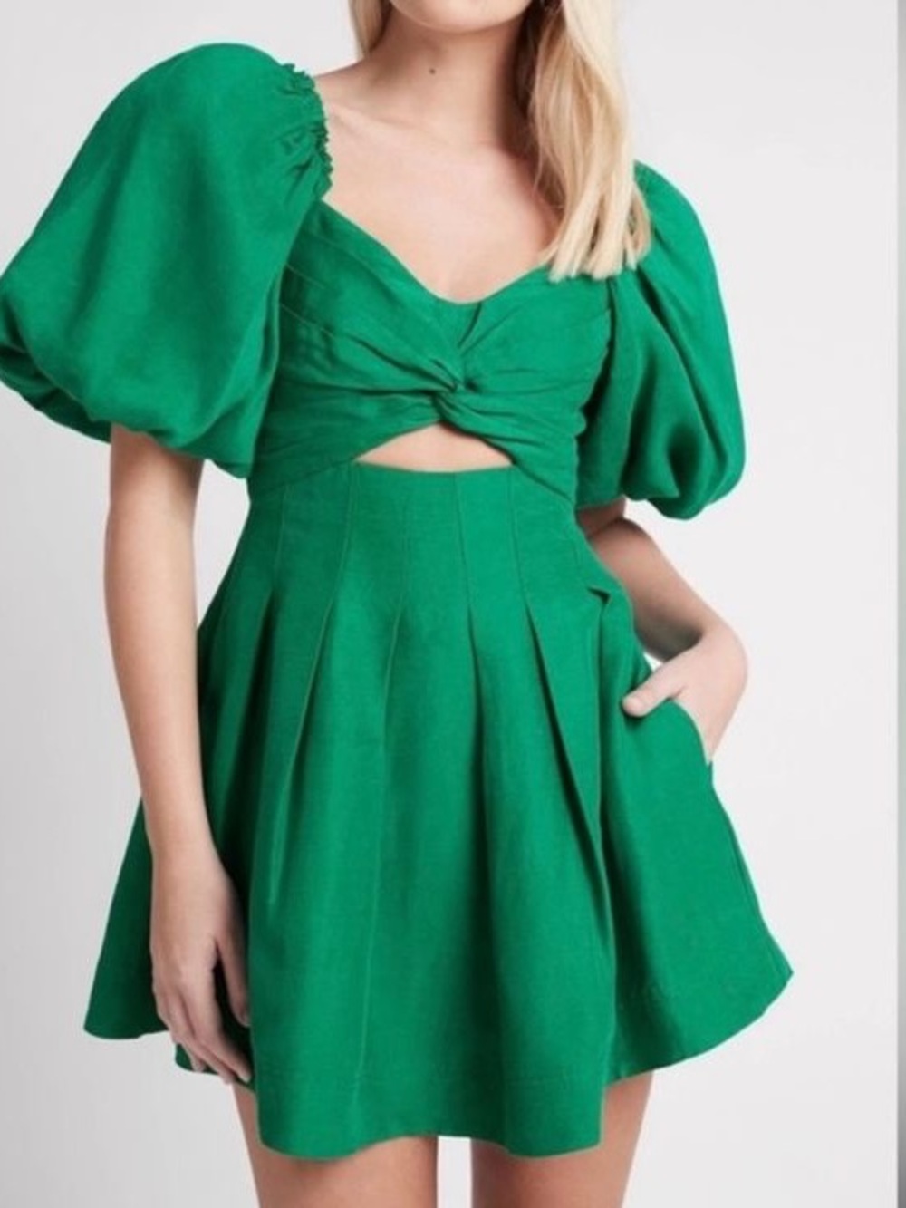 House of Harlow 1960 Green Puff-Sleeve linen Twist-Front Mini Dress 0